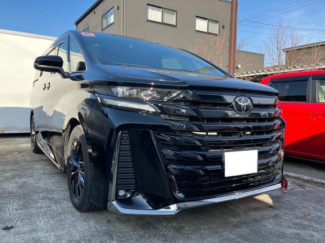 Toyota Vellfire HV