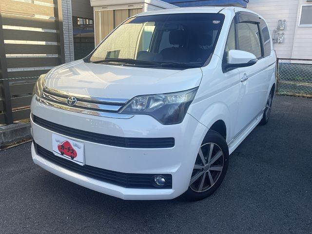 2013 Toyota Spade