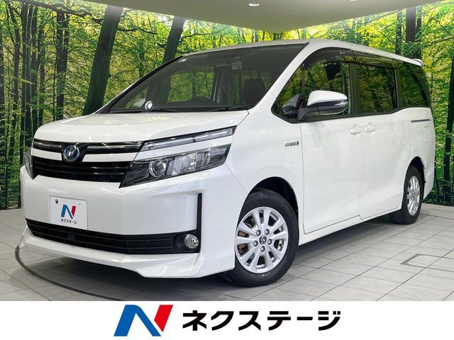 Toyota Voxy HV