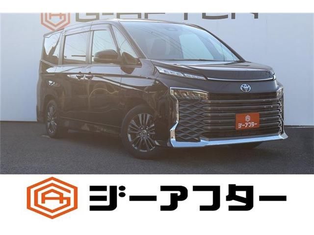 Toyota Voxy HV