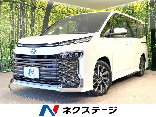 Toyota Voxy HV