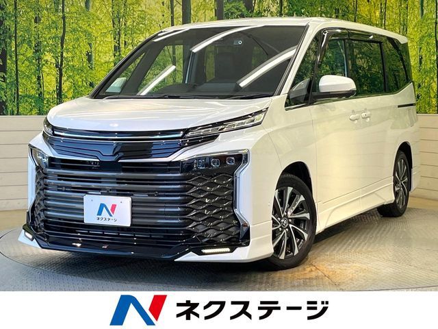 Toyota Voxy HV