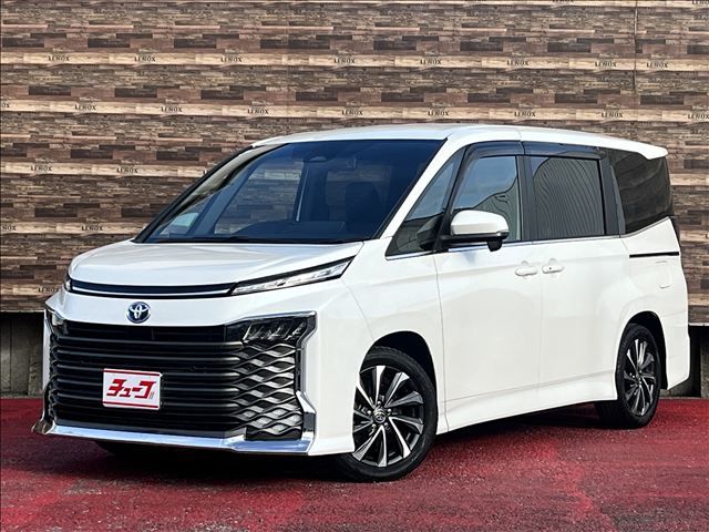 Toyota Voxy HV