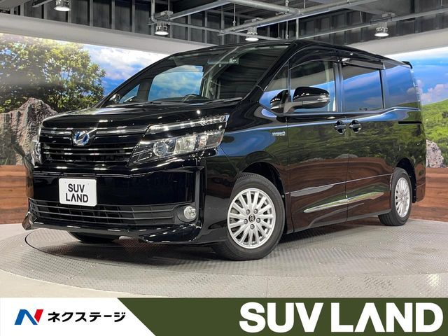 Toyota Voxy HV