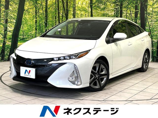 Toyota Prius PHV