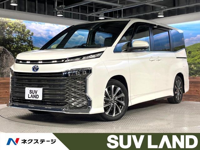 Toyota Voxy HV