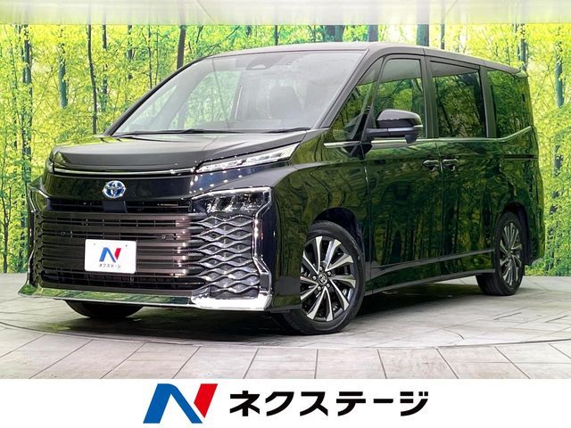 Toyota Voxy HV